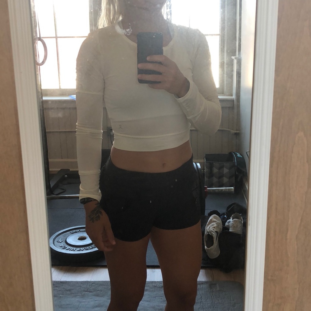 Yoga long sleeved crop top